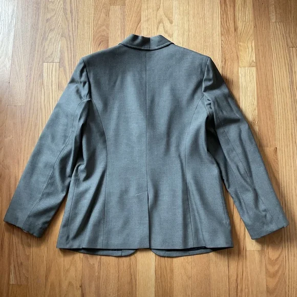 Valerie Steven’s blazer ⭐️ classic ⭐️ size 14 ⭐️ like new ⭐️ office professional - Picture 5 of 6